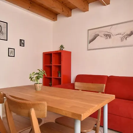 Red Flat Apartment Padova