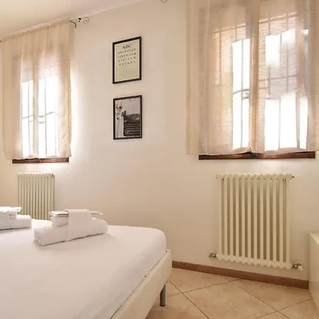 Red Flat Apartment Padova